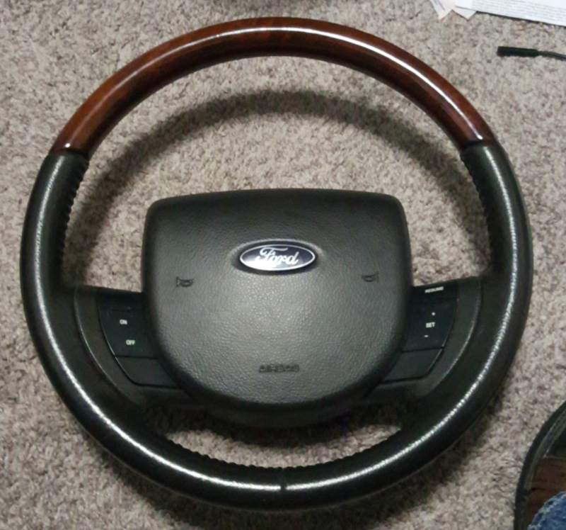 Illustration for article titled Muh new steering wheel.